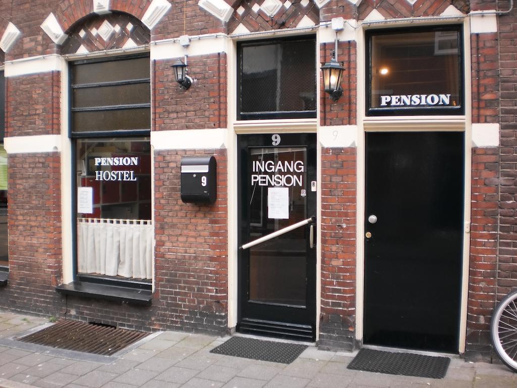 Hostel Pension Tivoli Хронинген Стая снимка