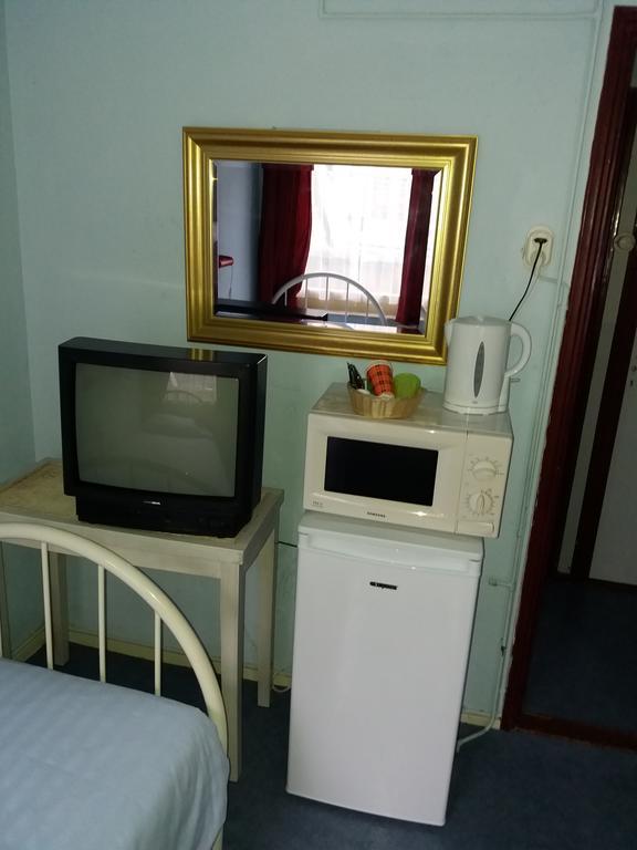 Hostel Pension Tivoli Хронинген Екстериор снимка