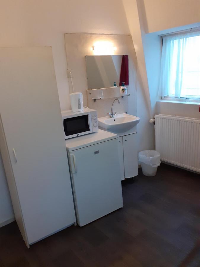 Hostel Pension Tivoli Хронинген Екстериор снимка